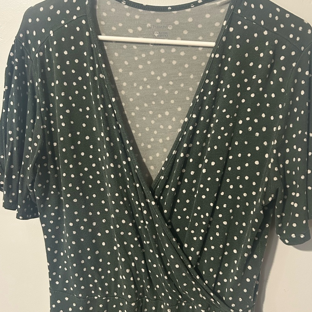 Hawthorn green Polka Dot Top size Large